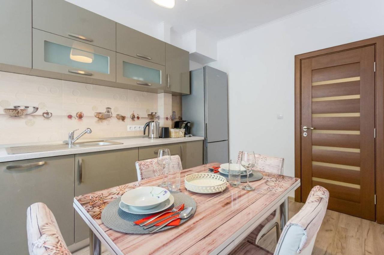 Spacious And Quiet 2 Bedroom Apartment Cluj-Napoca Exterior foto